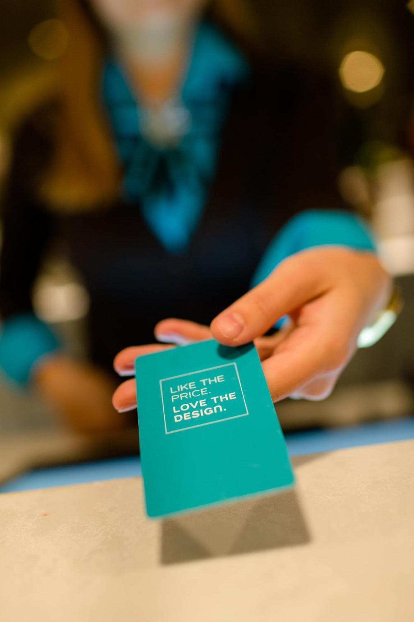 Motel One Frankfurt Airport Frankfurt am Main Eksteriør billede