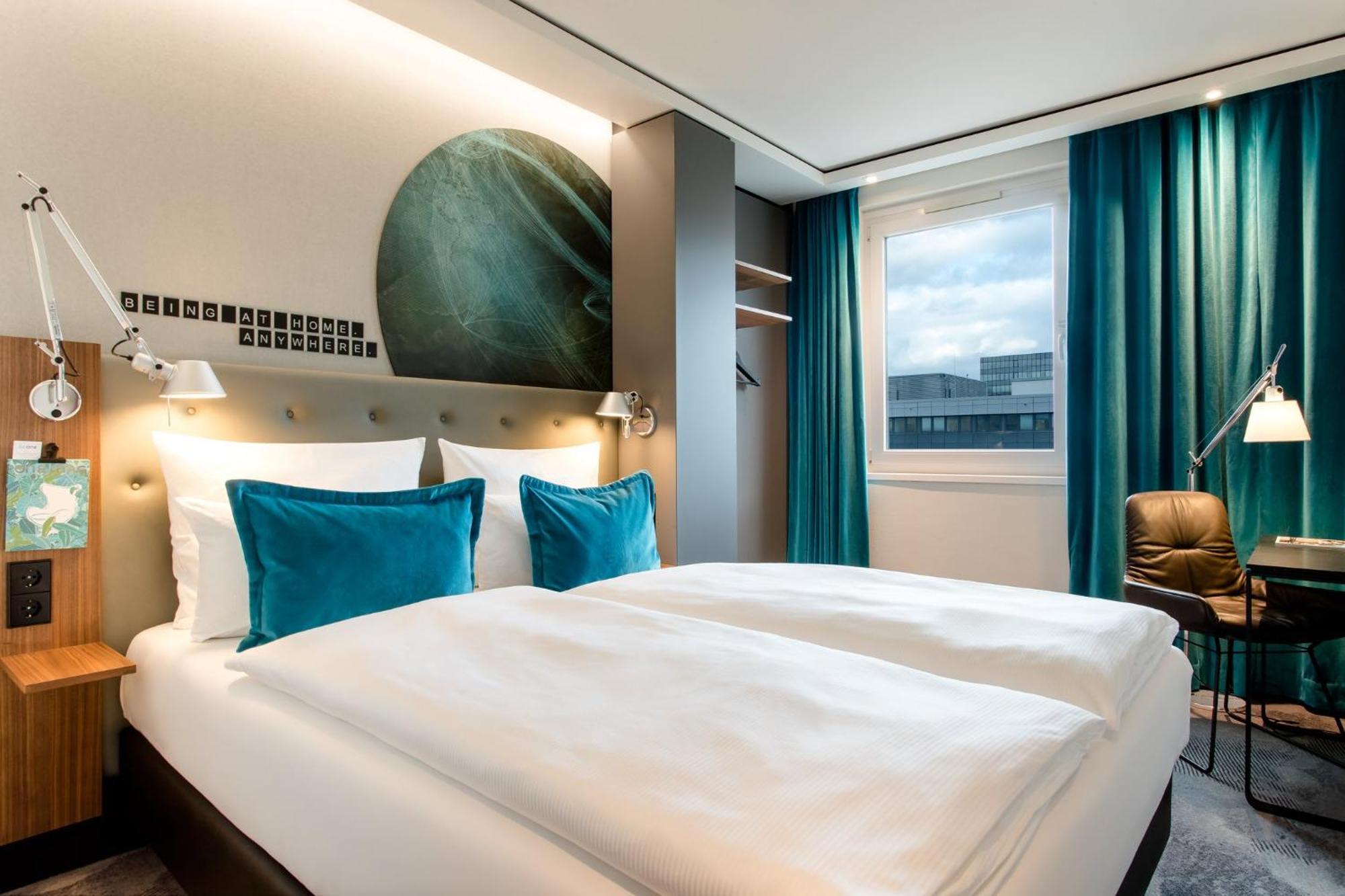 Motel One Frankfurt Airport Frankfurt am Main Eksteriør billede