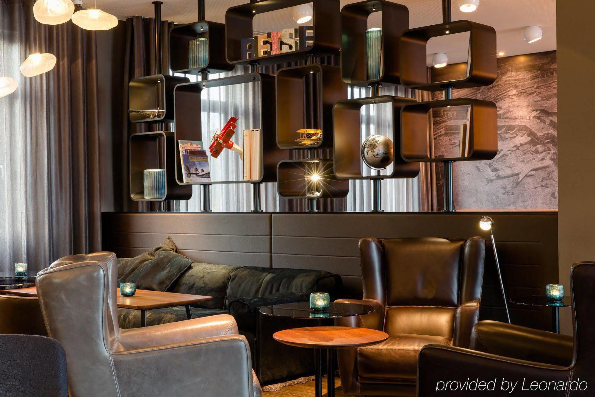 Motel One Frankfurt Airport Frankfurt am Main Eksteriør billede