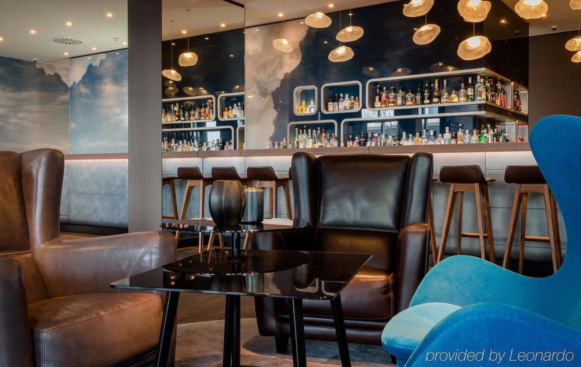 Motel One Frankfurt Airport Frankfurt am Main Eksteriør billede